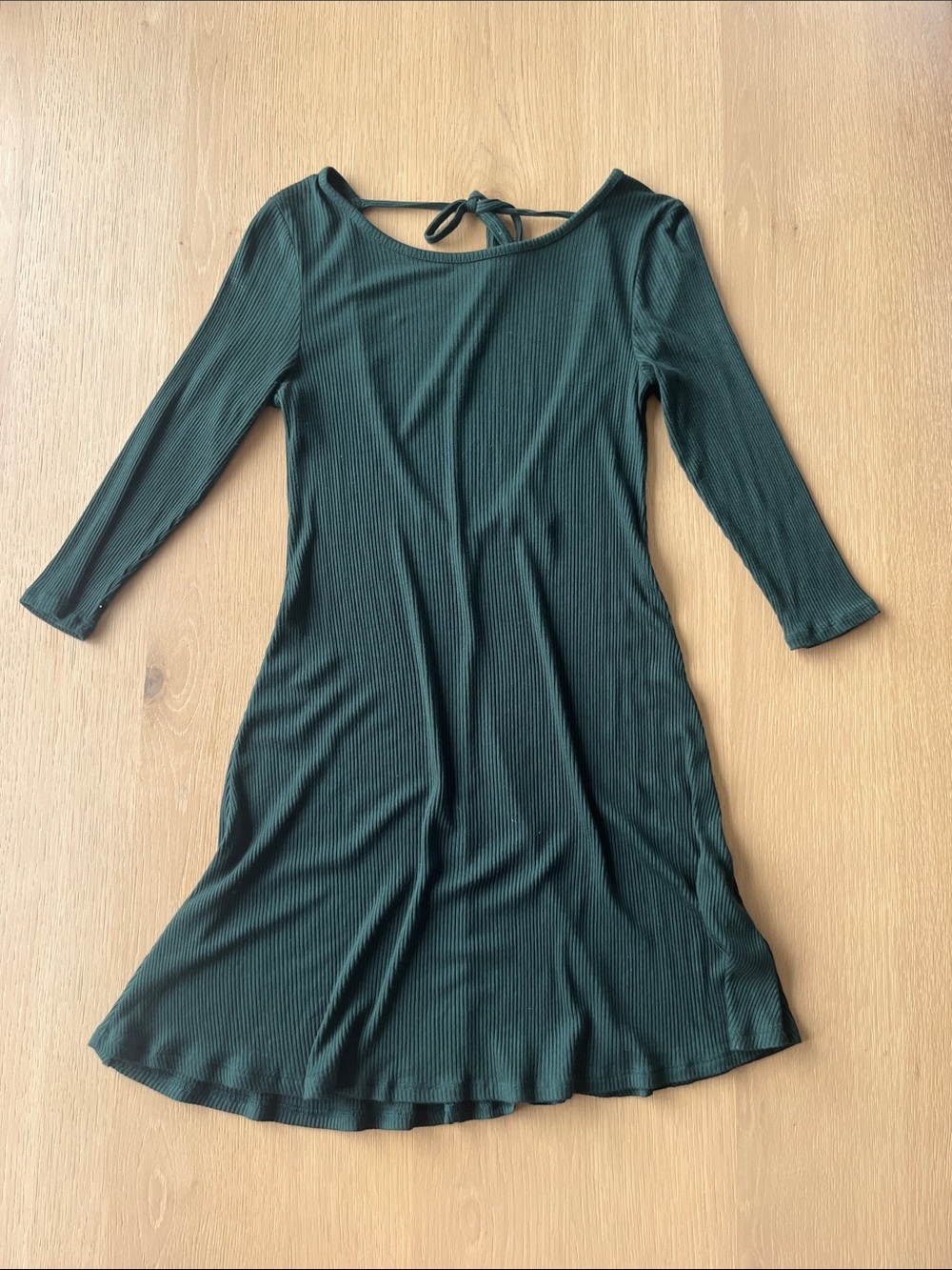 Ribbed Scoop-Back A-Line Dress in Dark Green